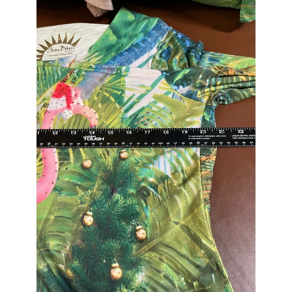 Sun Bay Flamingo Christmas Tropical Tunic Top Large UPF 30 3/4 Sleeve Green Pink
